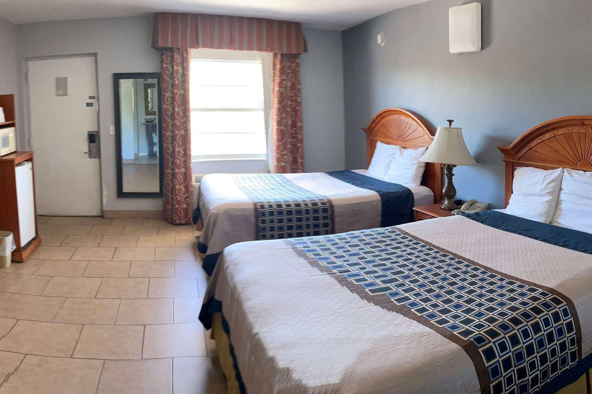 Travelodge By Wyndham Venice Venice Gardens Esterno foto