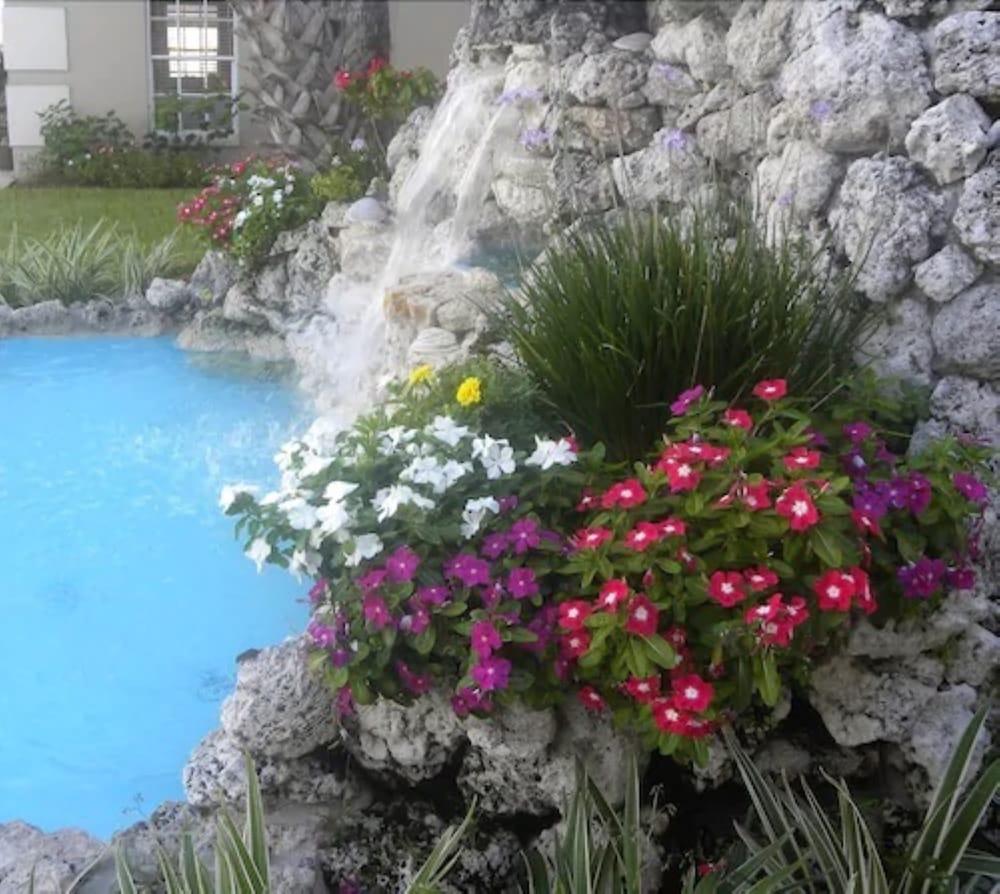 Travelodge By Wyndham Venice Venice Gardens Esterno foto
