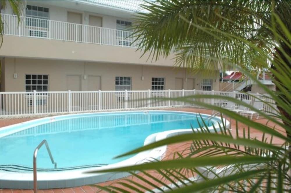 Travelodge By Wyndham Venice Venice Gardens Esterno foto