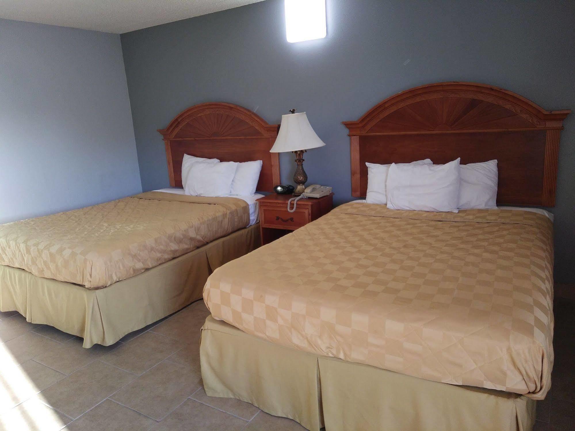 Travelodge By Wyndham Venice Venice Gardens Esterno foto
