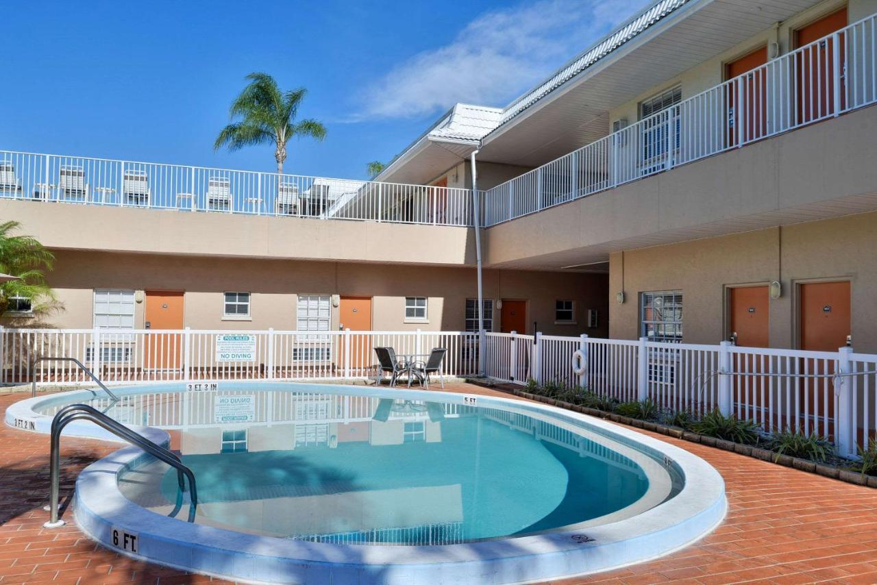 Travelodge By Wyndham Venice Venice Gardens Esterno foto