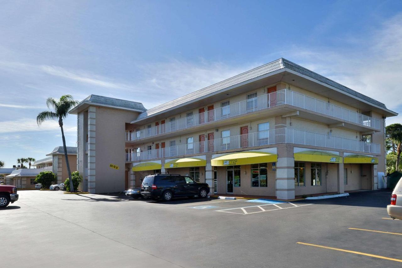 Travelodge By Wyndham Venice Venice Gardens Esterno foto